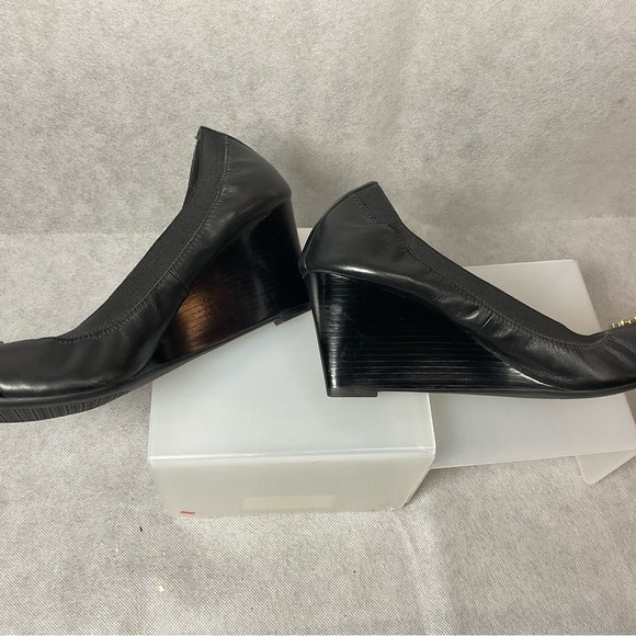 Tory Burch Caroline Wedge Ballet Black Leather- Size 8 - Picture 5 of 14